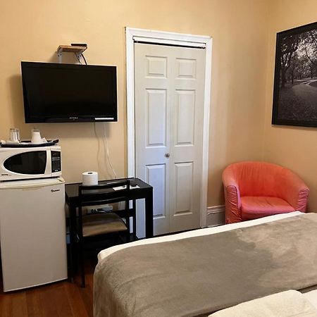 Adas Guesthouse Toronto Luaran gambar